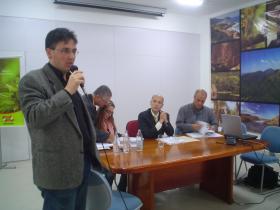 Rolando_Nunes_Cordova_apresenta_proposta_da_FECAM